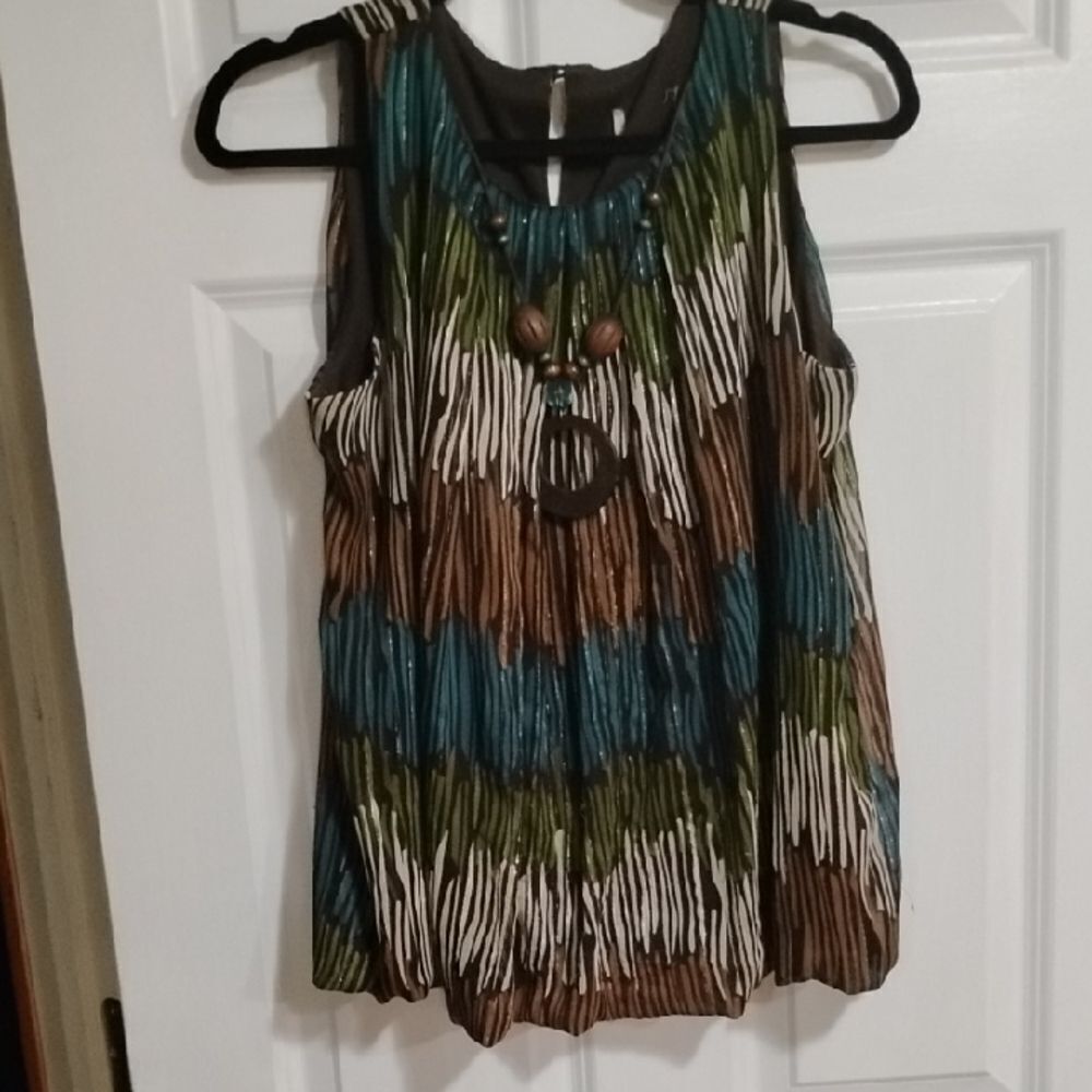 Relaxed Blue and Green Pleated Sleeveless Tank Top